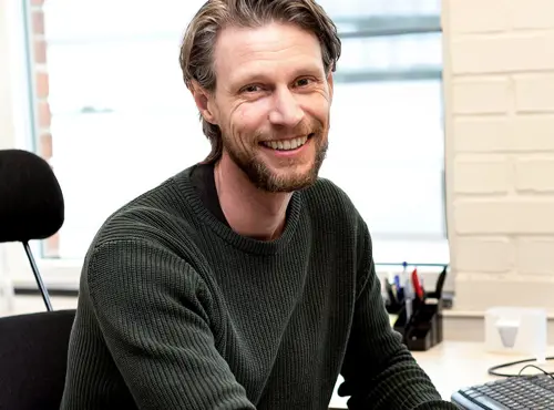 Kontakt 2000X800 2 1