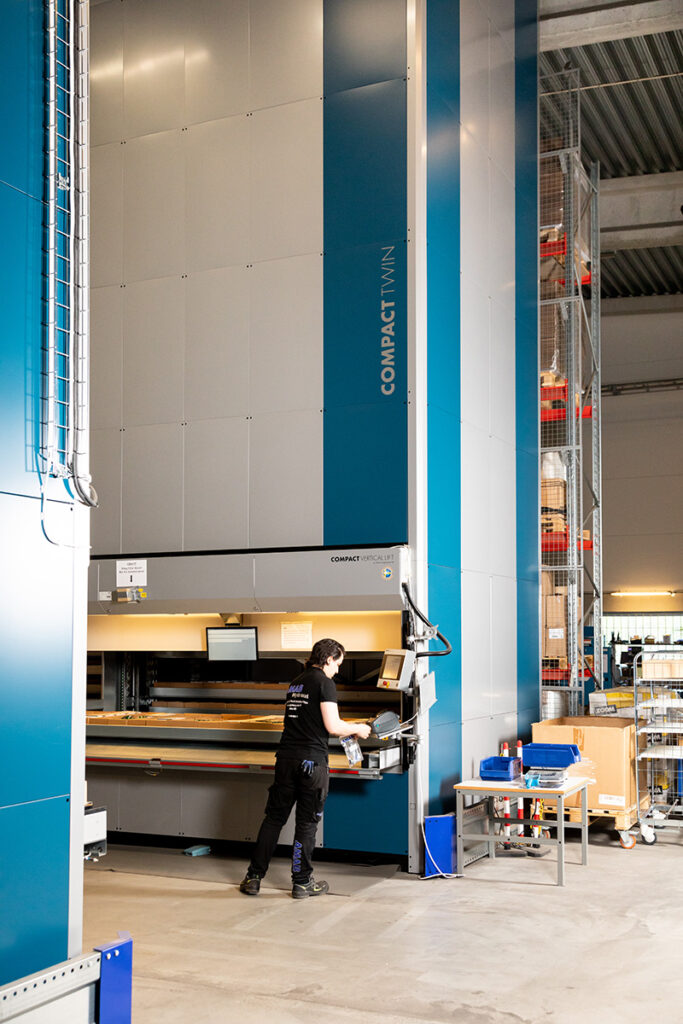 Amab Hydraul Hissar 1200X800 Ab00003949 683X1024